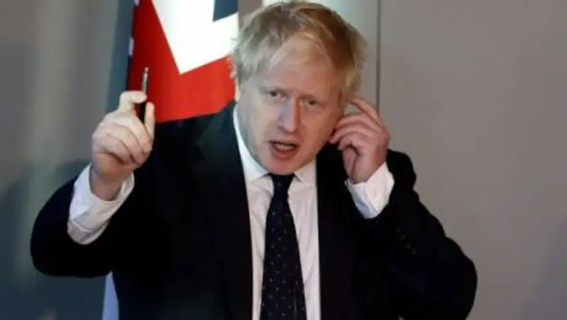 В Лондоне вводят максимальные ограничения из-за COVID-19