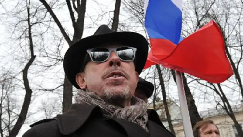 Депутаты предложили лишить Макаревича государственных наград