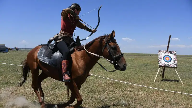 «Бозжигит», «Ер Таргын», «Козы Корпеш – Баян Сулу» – казахские эпосы