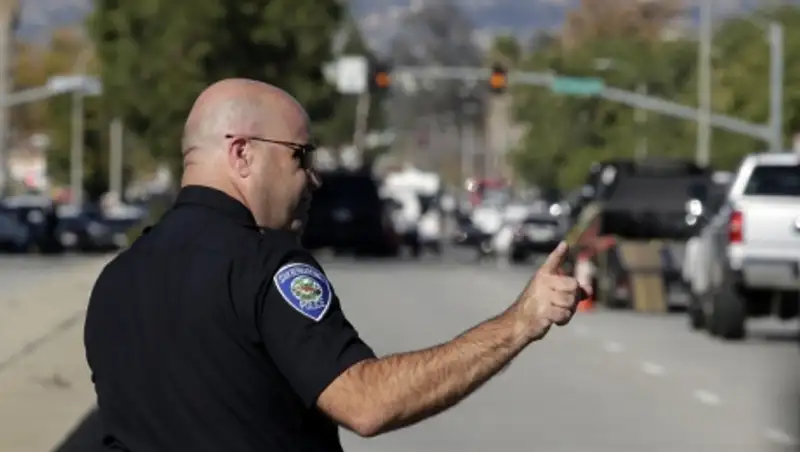 Полиция нейтрализовала одного человека рядом с местом стрельбы в Калифорнии