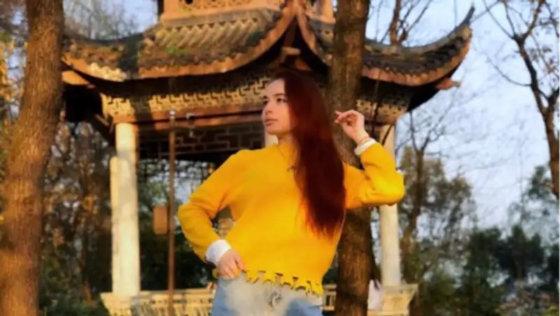 Казахстанка в Китае: Общественный транспорт промывают хлоркой