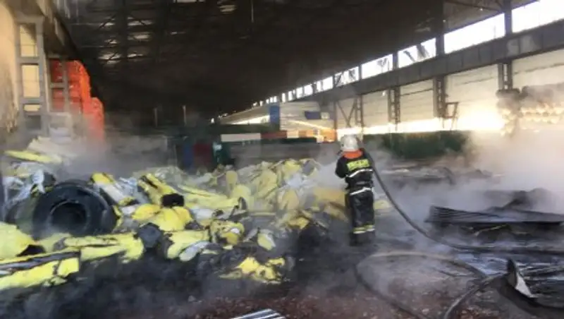 В Астане произошел пожар на рынке