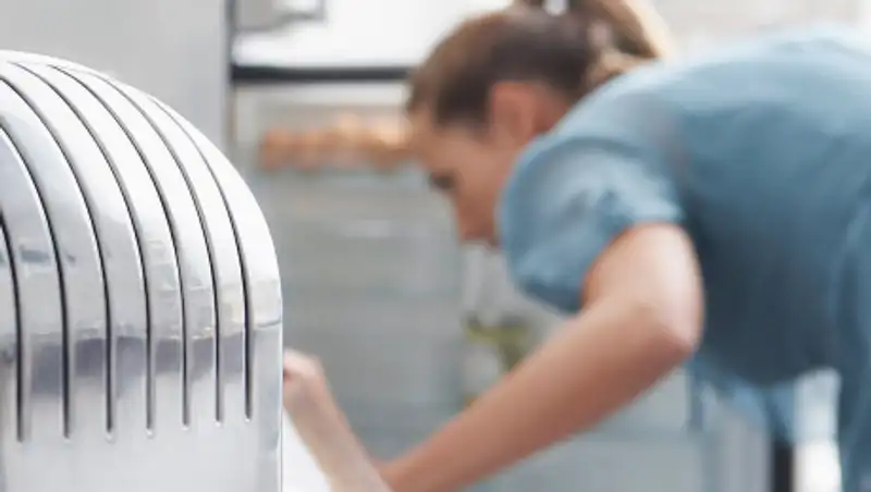 Жена 10 лет хранила в морозилке труп мужа