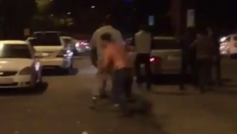 Полиция Алматы проверяет факт перестрелки на площади «Астана»