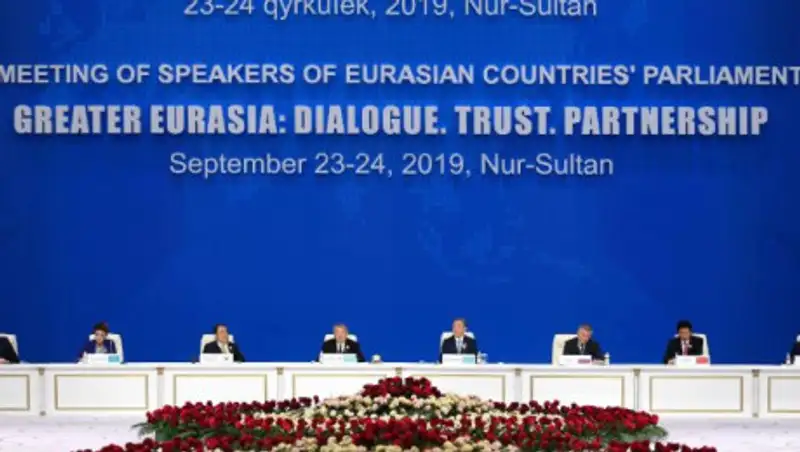 Елбасы встретился с представителями IV совещания спикеров парламентов стран Евразии