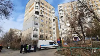 трагедия, прыжок из окна, чп, фото - Новости Zakon.kz от 22.11.2021 15:57