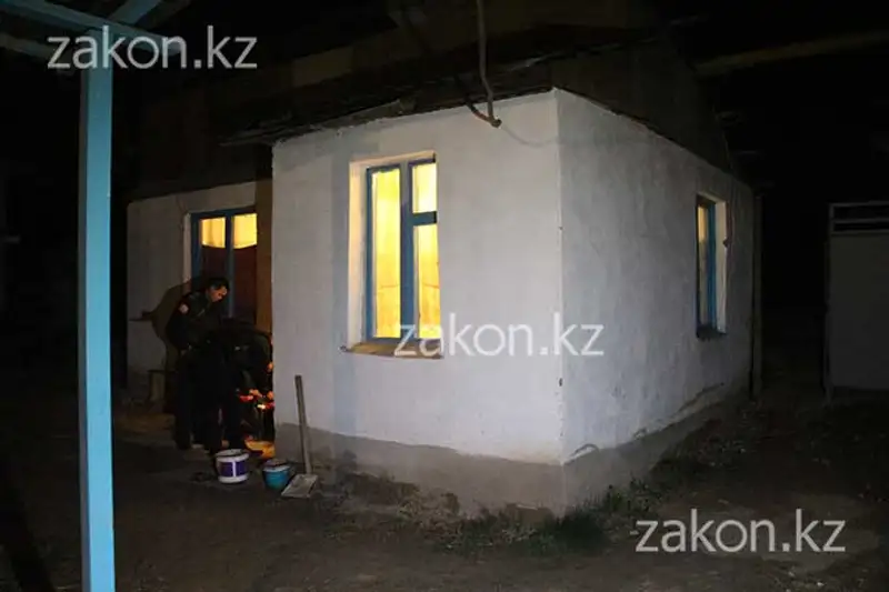 В Алматы 20-летний молодой человек в пьяной ссоре зарезал старшего брата (фото) В Алматы 20-летний молодой человек в пьяной ссоре зарезал старшего брата (фото), фото - Новости Zakon.kz от 07.11.2013 16:38