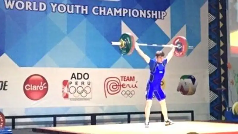 Тяжелоатлет Игорь Шварц занял второе место на юниорском чемпионате мира в Лиме