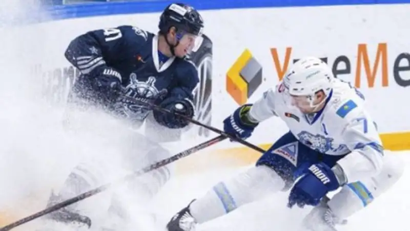 "Барыс" проиграл "Адмиралу" в гостевом матче