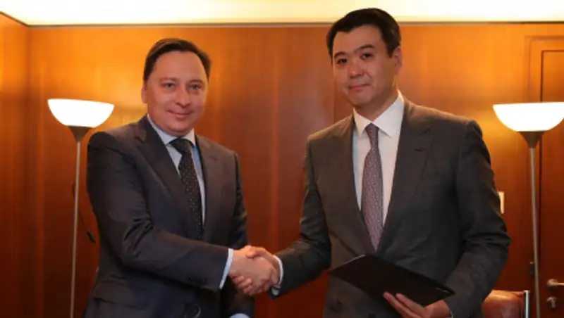 "Самрук-Қазына" и "Хевел" будут развивать солнечную энергетику