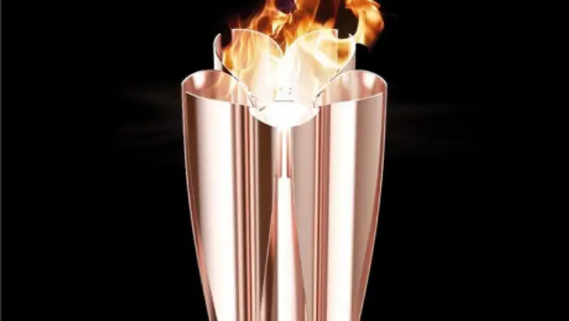 Факел Олимпиады-2020 представили в Японии