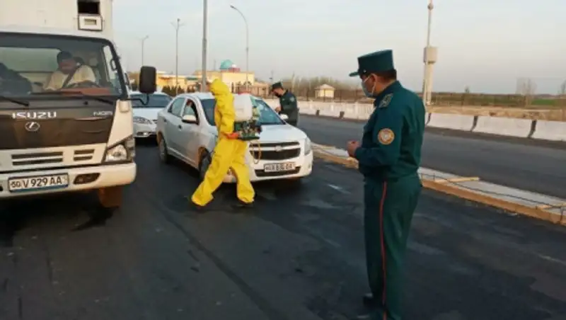 В Узбекистане запретят поездки на личном автомобиле