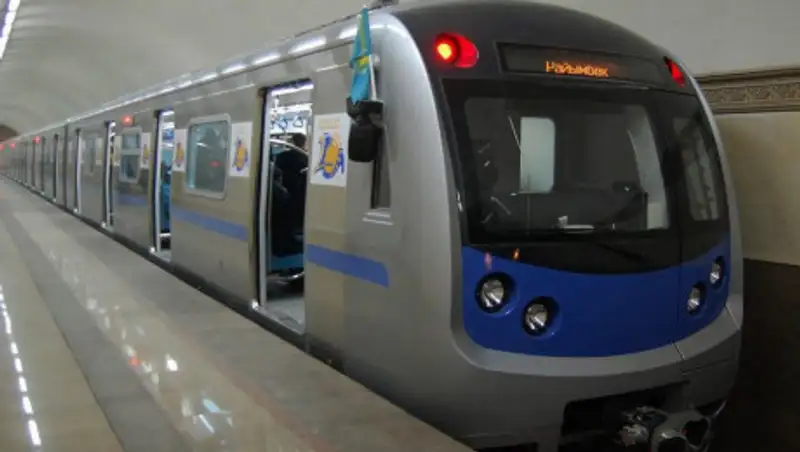 Законодательно закрепить выборочный досмотр пассажиров метро предлагают полицейские