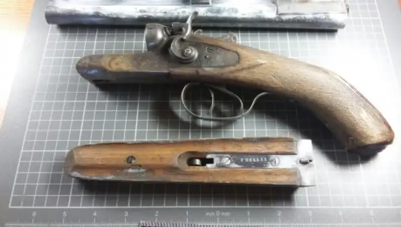 В Петропавловске мужчина разъезжал с обрезом в такси  