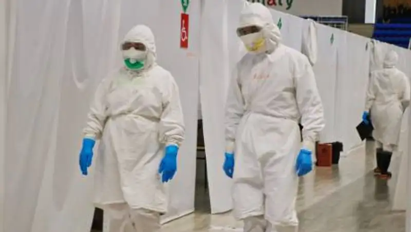 Более 580 казахстанцев с КВИ находятся в тяжелом состоянии