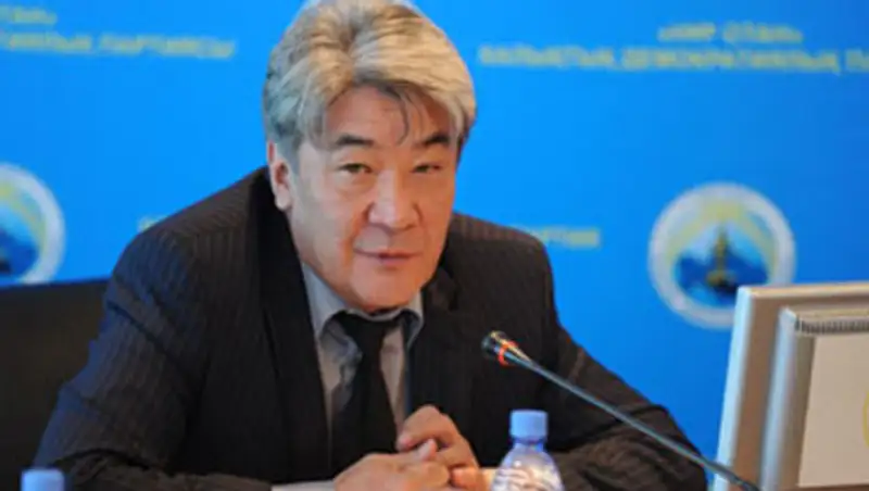 Внедрение нового законодательства в сфере НПО обсудил Еримбетов с общественностью Шымкента