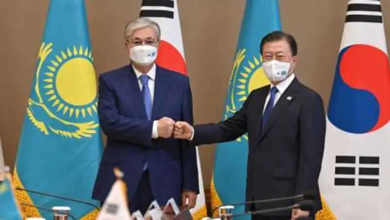 О чем договорился Касым-Жомарт Токаев с Мун Чжэ Ином