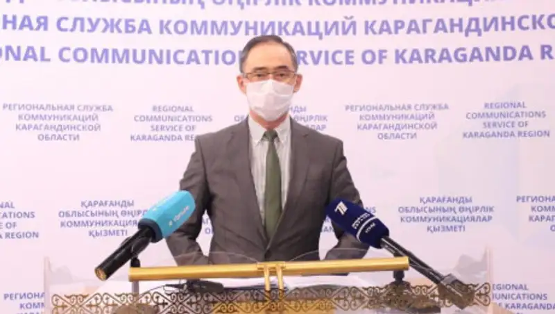 Компьютеры и планшеты начали раздавать школьникам в Карагандинской области