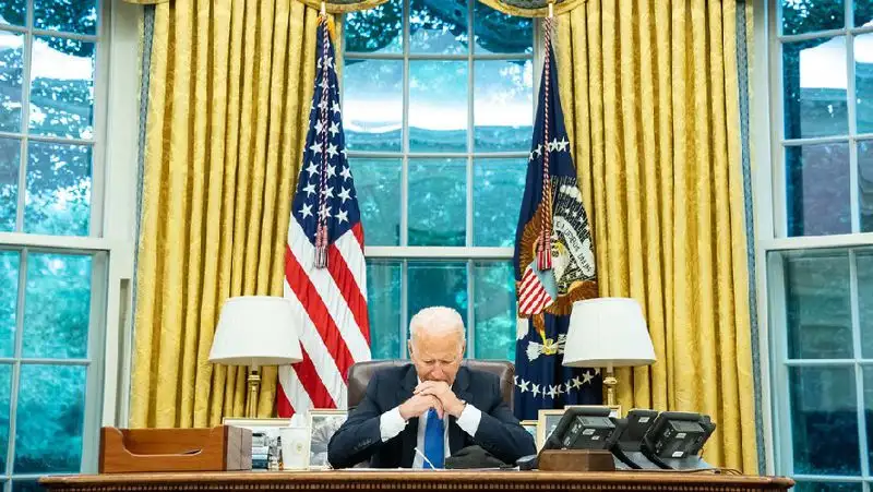 Байден поручил выделить Украине 600 млн долларов