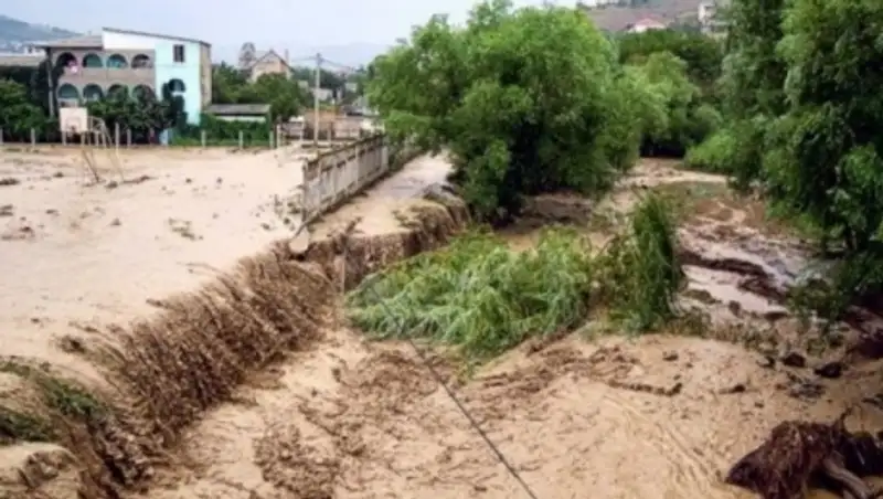 В Алматы пострадавшие от селя заявили, что до сих пор не получили компенсацию