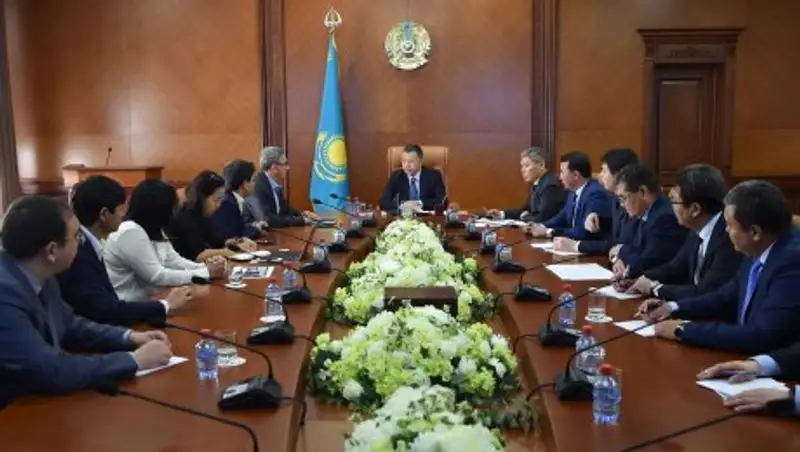 Аким ЮКО встретился с представителями компании «Phoenix Global»