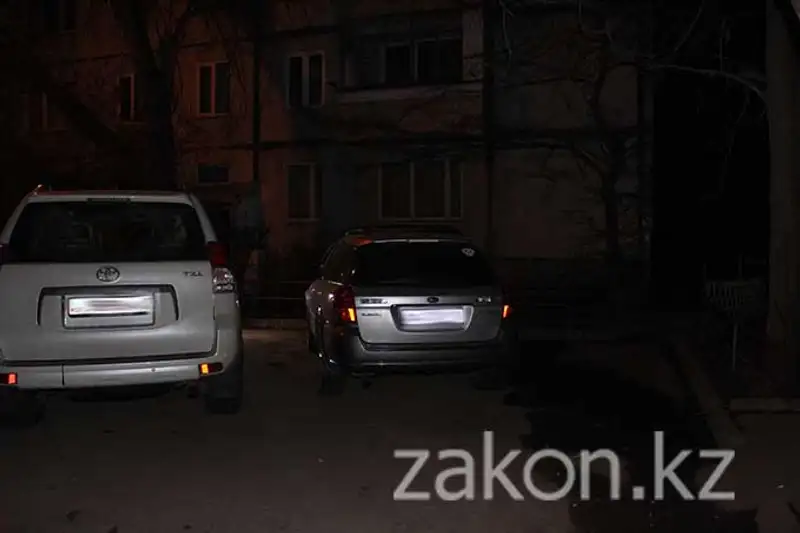 Безработный и бездомный молодой человек решил подзаработать на автокраже в Алматы (фото) Безработный и бездомный молодой человек решил подзаработать на автокраже в Алматы (фото), фото - Новости Zakon.kz от 29.11.2013 17:54