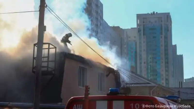 Появилось захватывающее видео с жетона полицейского Нур-Султана