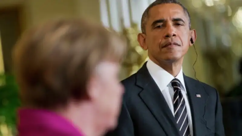 DWN: Обама и Меркель неожиданно смягчили риторику в отношении России