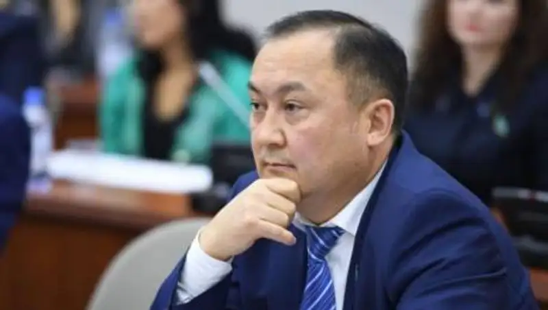 Полномочия депутата Асылбека Смагулова досрочно прекращены