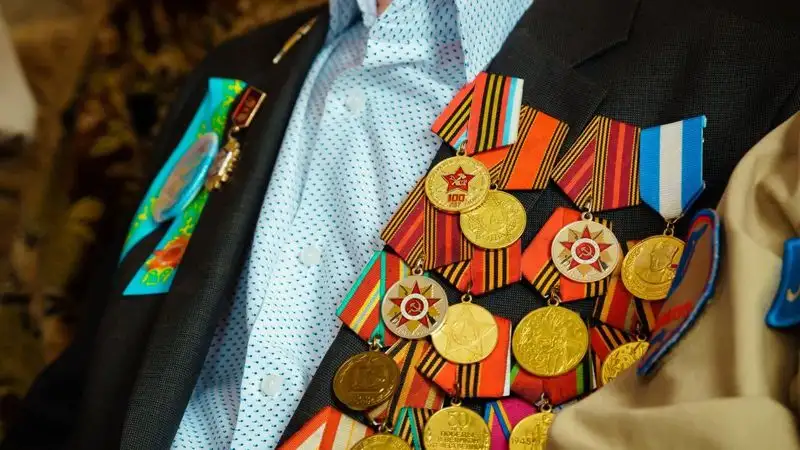 В Алматы поздравили ветерана ВОВ с 99-летием, фото - Новости Zakon.kz от 29.03.2023 21:24