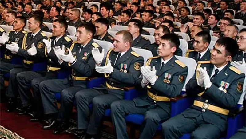 Новая кадровая политика Минобороны РК: За два года от курсанта до командира роты