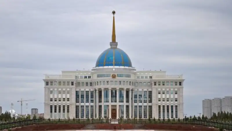 Назарбаев поговорил с президентом Сербии