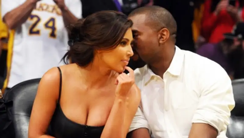 Новорожденного сына Кардашьян назвали Святой