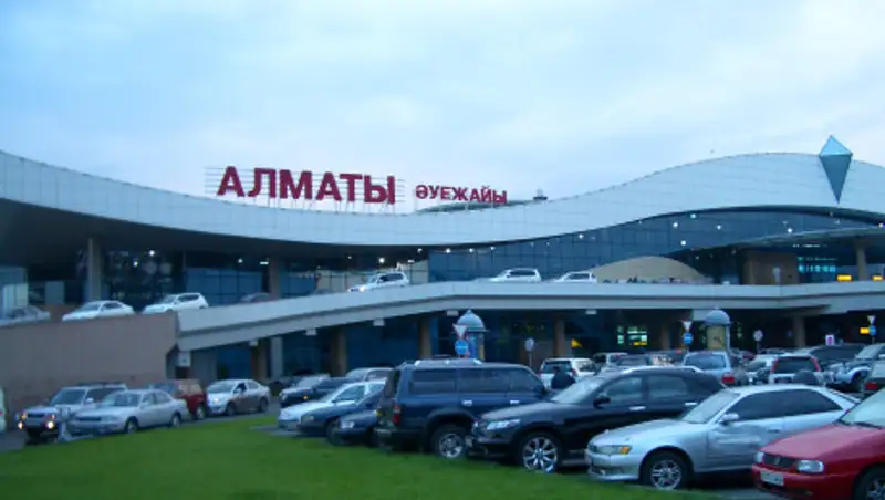 В аэропорту Алматы сообщили о заложенном взрывном устройстве