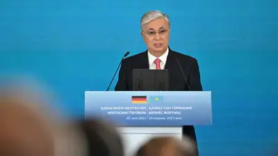 Токаев о торговле между Востоком и Западом: Мы работаем над устранением узких "горлышек", фото - Новости Zakon.kz от 20.06.2023 19:24