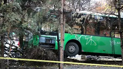 Виновника смертельного ДТП с автобусами в Алматы осудили на 2,5 года, фото - Новости Zakon.kz от 24.07.2023 12:34