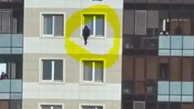 17-летний парень пытался выбросится из окна в Астане, фото - Новости Zakon.kz от 16.01.2023 18:14