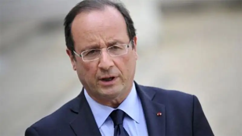 Президент Франции подтвердил поставки оружия сирийской оппозиции