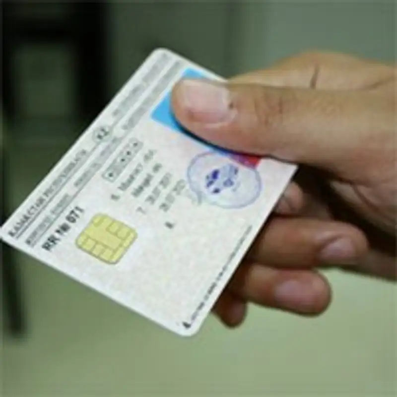Новые водительские удостоверения будут выдаваться лицам, впервые их получающим , фото - Новости Zakon.kz от 30.04.2013 22:39