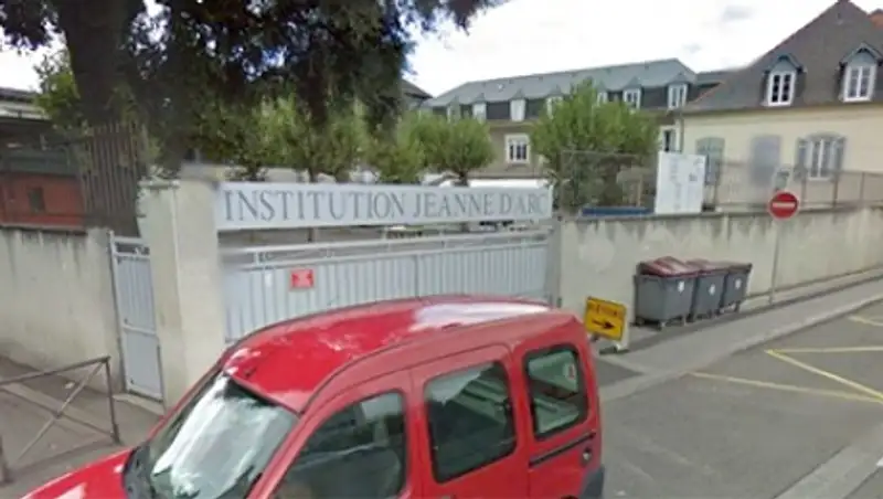 Французского географа уволили за демонстрацию порнографии ученикам