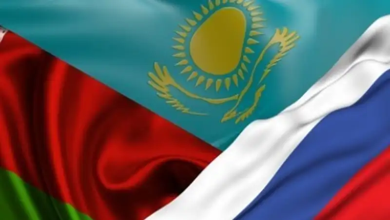 НПП считает, что в ЕАЭС не рассматривают вопрос отказа от доллара и евро