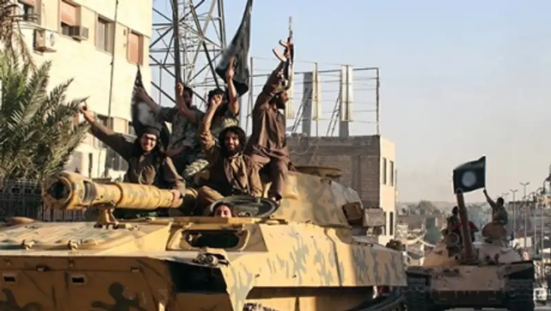 Правозащитники сообщили о бегстве боевиков ИГИЛ из Сирии в Ирак