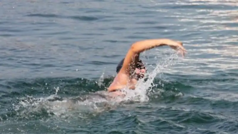 Россиянин-алиментщик пытался вплавь добраться до Казахстана 