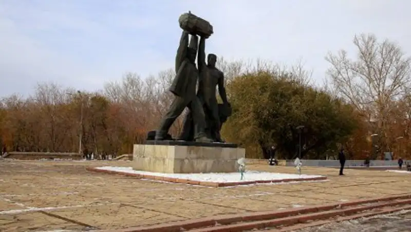 Президент рассказал, как ему пришла идея назвать столицу