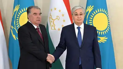 флаги, фото - Новости Zakon.kz от 04.05.2023 12:27