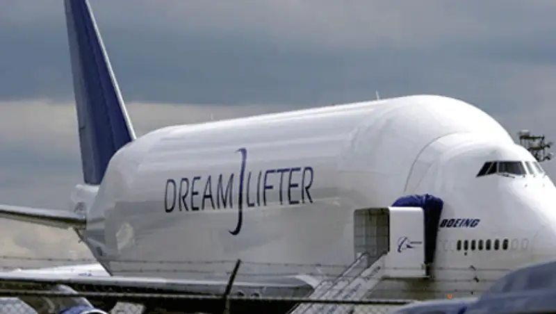 Грузовой «Боинг» по ошибке сел на слишком короткую полосу, фото - Новости Zakon.kz от 22.11.2013 03:27