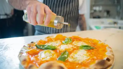 Убийца мафиози в бегах был пойман работающим в пиццерии, фото - Новости Zakon.kz от 05.02.2023 17:56