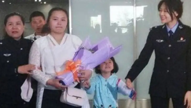 Китаец потратил четверть века на поиски дочери