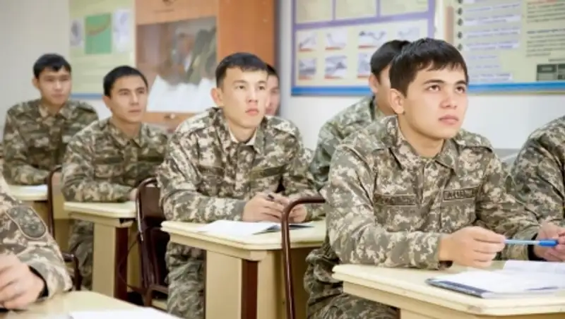 Третьекурсники на военную кафедру не зачисляются