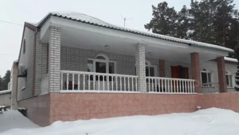 Загородную резиденцию акима Семея выставили на продажу